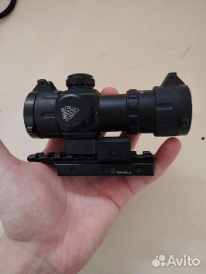 Коллиматорный прицел UTG Reaver