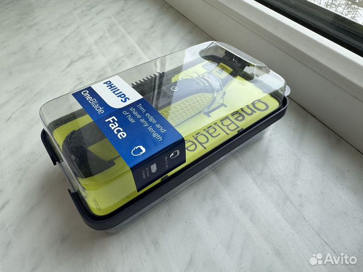 Триммер Philips OneBlade QP2520/20