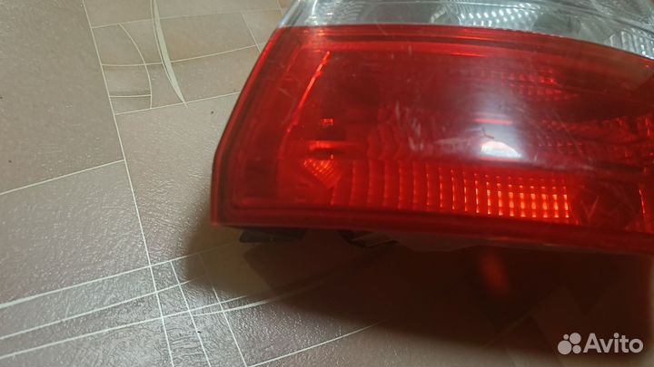 Фонарь задний правый на форд фокус 3