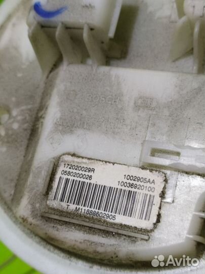 Бензонасос Renault Megane BZ0G M4RF713 2011