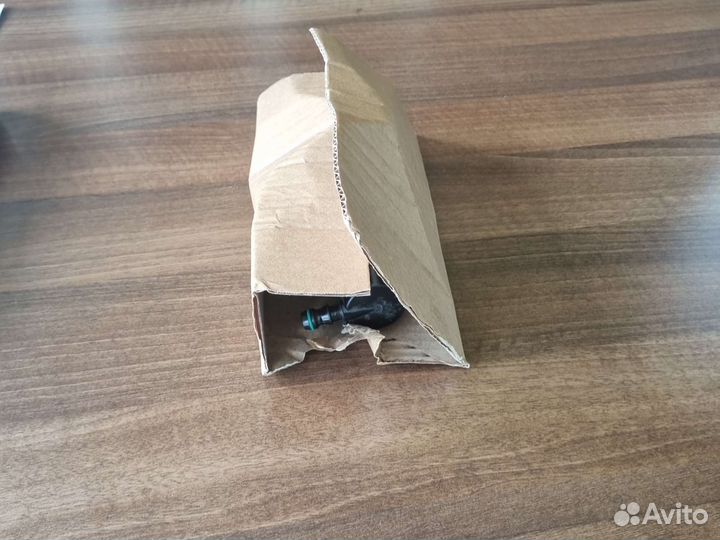 Продам форсунку омывателя фар