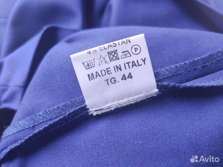 Платье синее приталенное без рукавов Италия 44 р