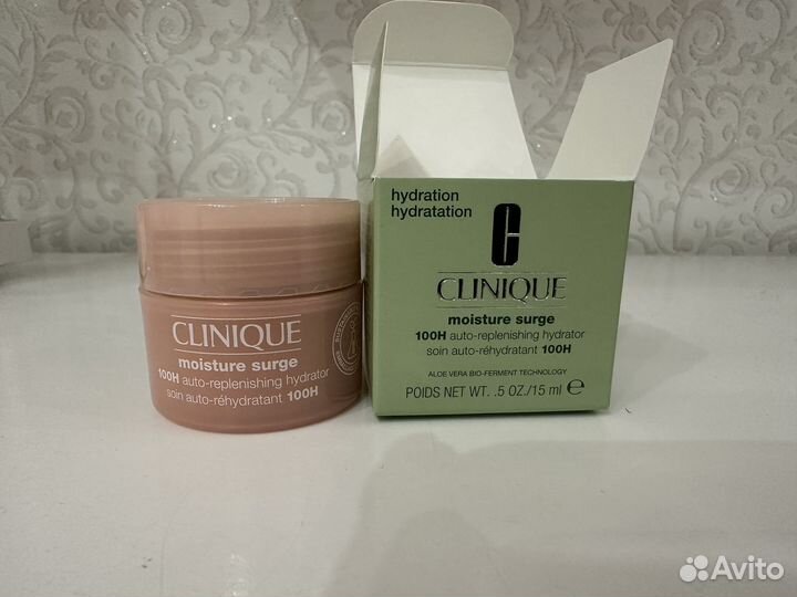 Clinique Moisture Surge 100h
