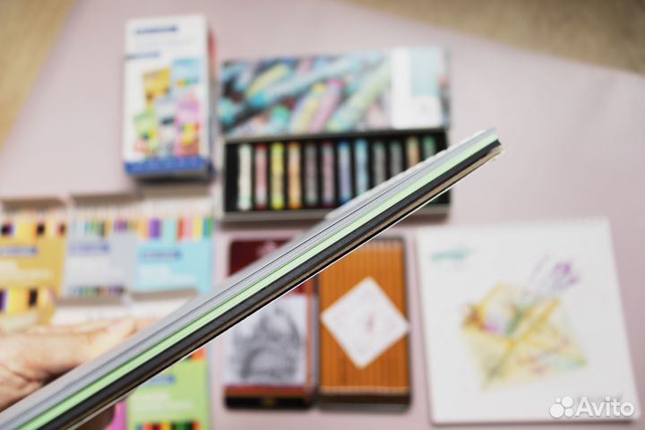 Набор для рисования - пастель, карандаши, скетчпад