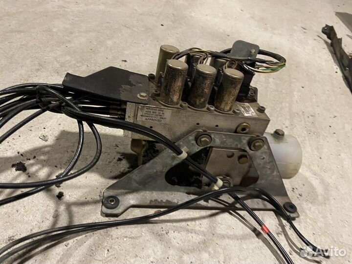 Насос гидравлический крыши Mercedes W208