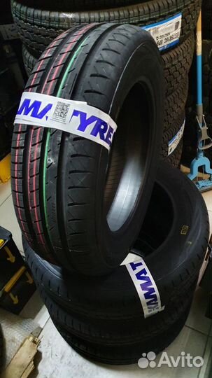 Viatti Strada Asimmetrico V-130 215/55 R17 94V