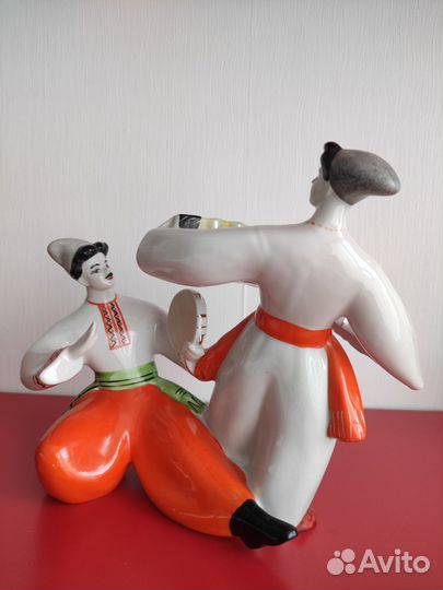 Статуэтка СССР Перепляс с бубном и гармонью