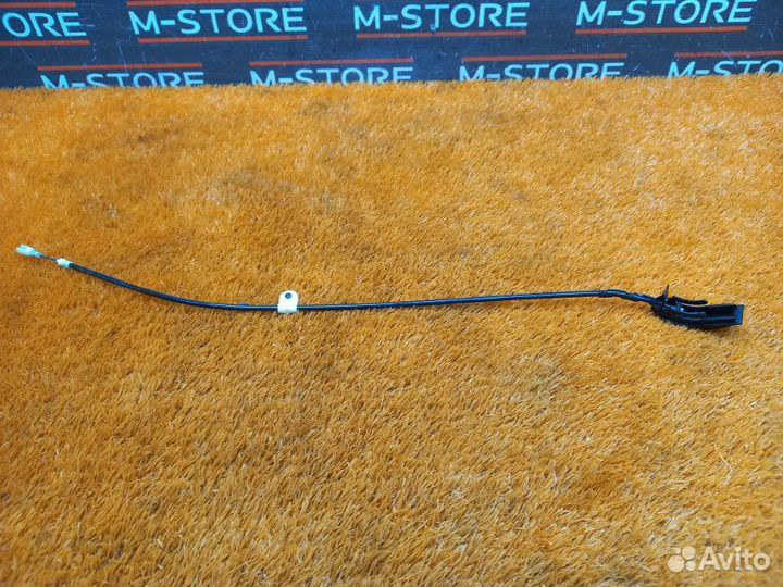 Трос замка двери передний левый Bmw 7-Series E65