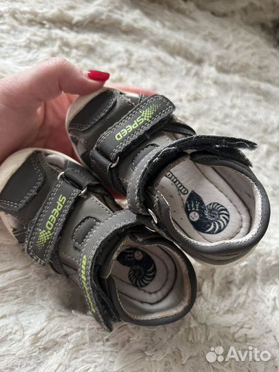 Сандалии детские