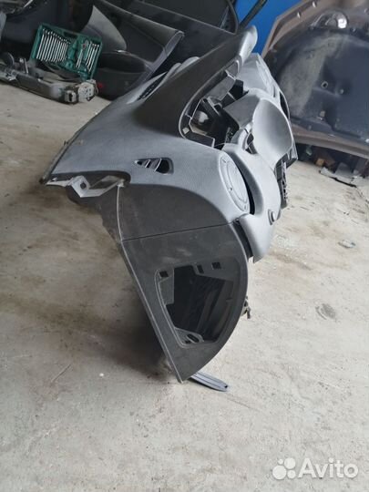 Торпедо Renault Duster 2010-2021