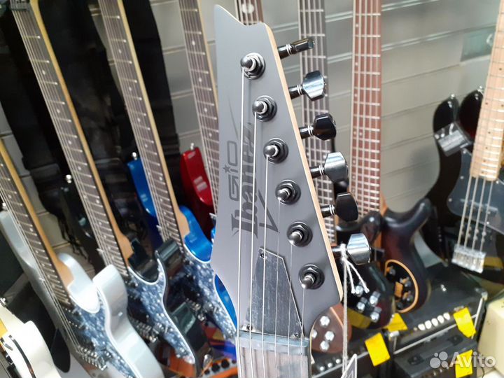 Электрогитара ibanez