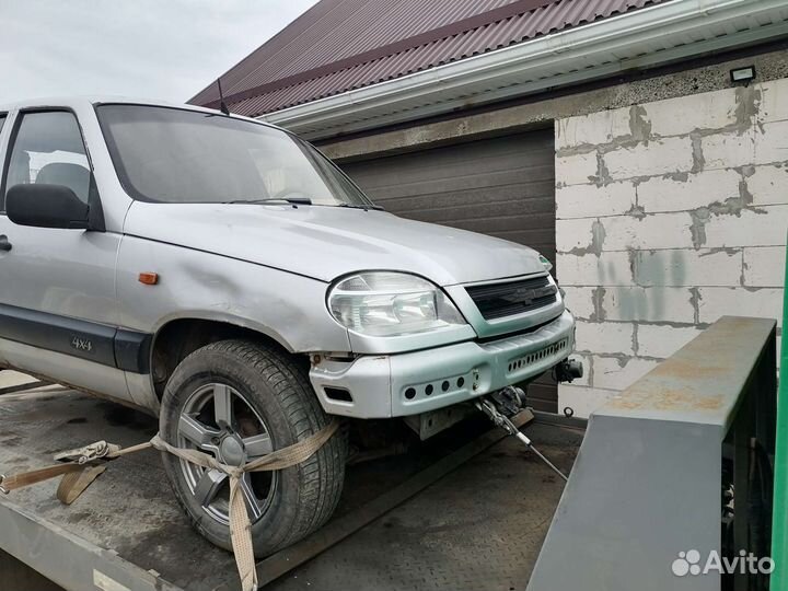 Нива Шевроле в разбор