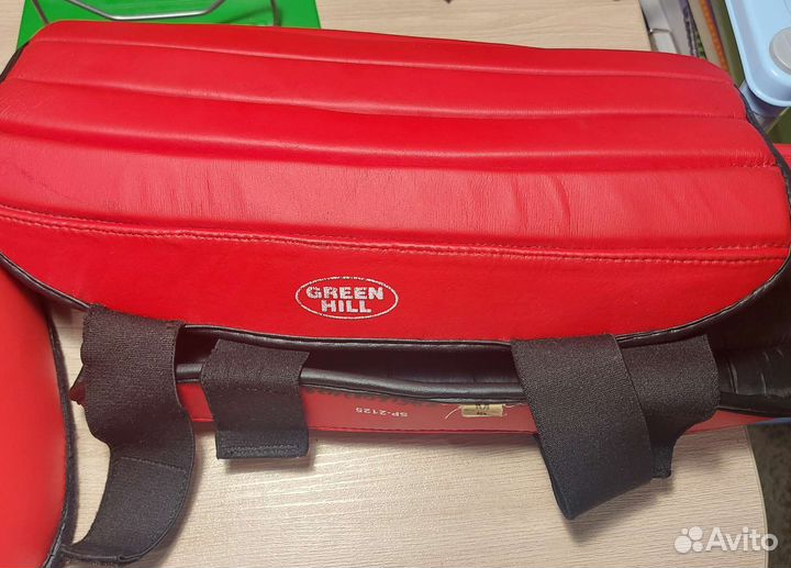 Шлем/защита green hill