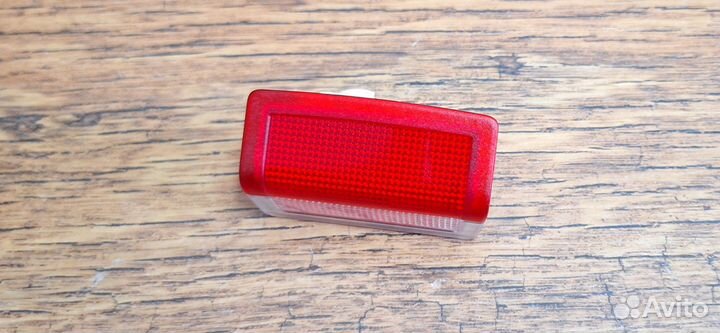 Плафон подсветки двери Mercedes Benz w212