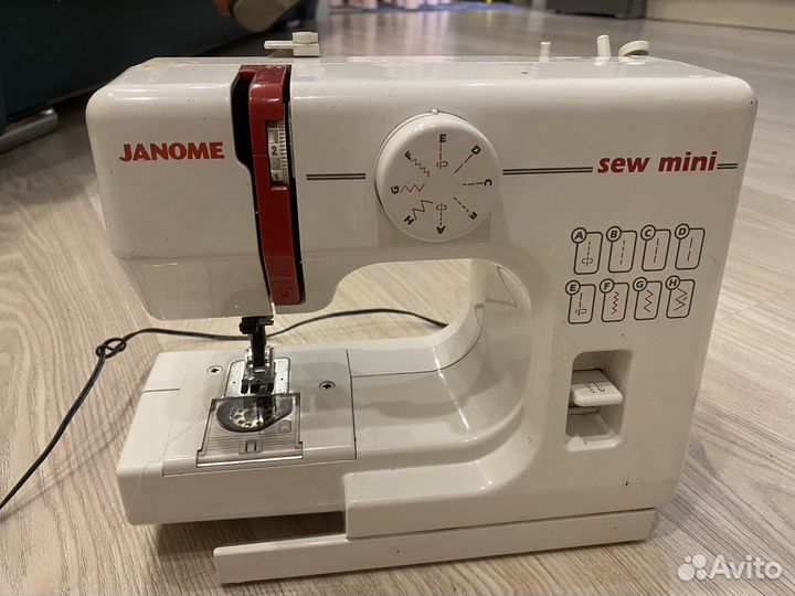 Швейная машинка Sew Mini
