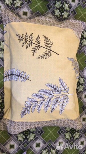 Постельное белье простынь и две наволочки