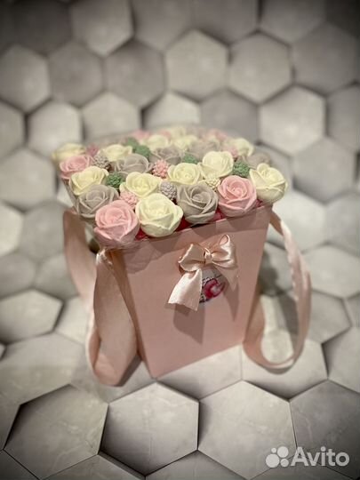 Букеты учителю в подарок,букеты на выпускной