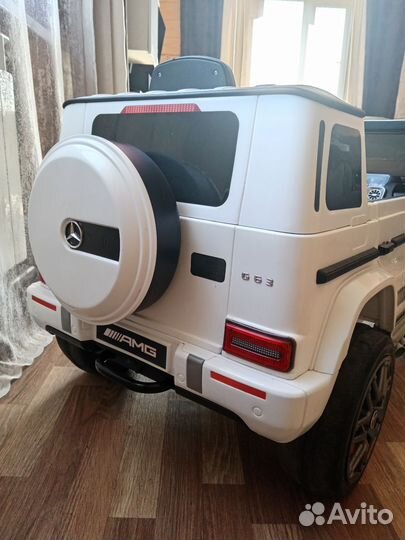 Детский электромобиль