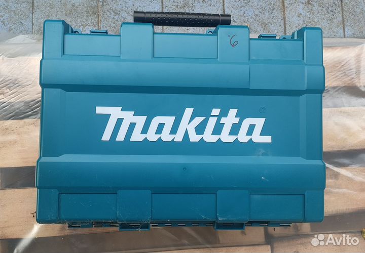 Перфоратор makita HR2652