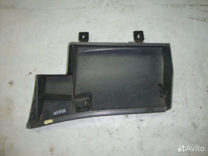 Крышка перчаточного ящика бардачка Nexia