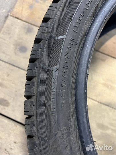 Triangle Snowlink PL02 215/45 R17