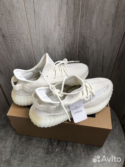 Кроссовки Adidas yeezy boost 350 v2