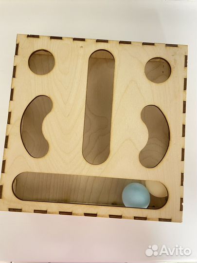 Развивающий лабиринт с мячиками для кошек