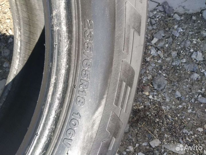 Bridgestone Dueler A/T 235/65 R18