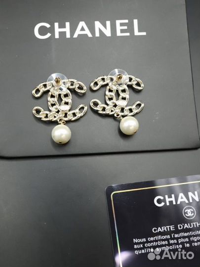 Серьги Chanel