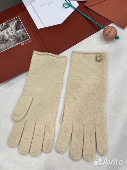 Перчатки loro piana