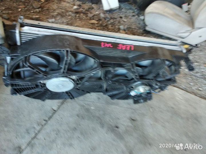 Радиатор кондиционера Nissan Leaf ZE0 EM61 2012