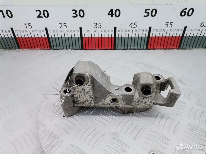 Кронштейн двигателя Peugeot 5008 2010 1807HS