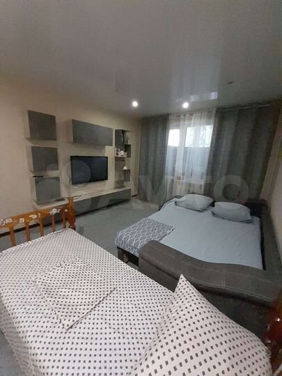 1-к. квартира, 42 м², 1/5 эт.