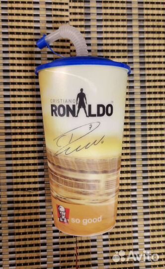 Фанатам Месси и Роналду - часы и стакан