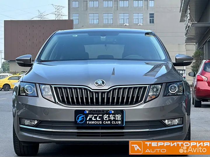 Skoda Octavia 1.5 AT, 2021, 30 000 км