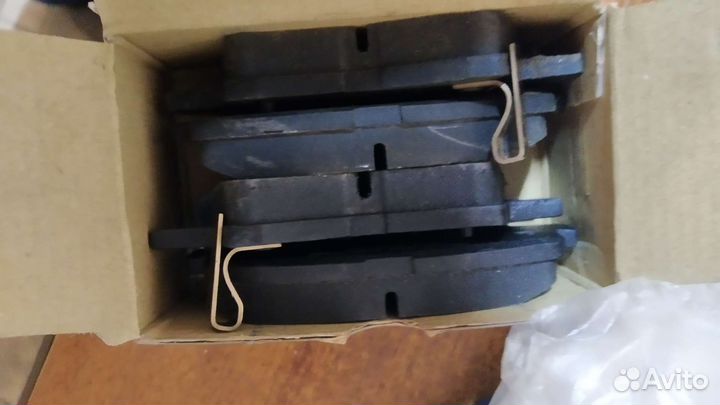 Задние дисковые колодки