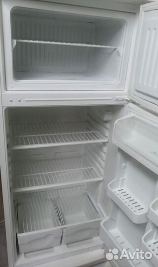 Холодильник Стинол