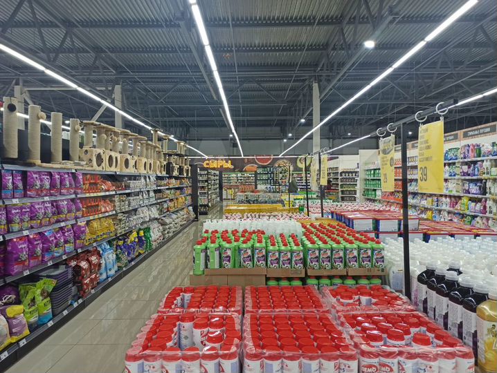 Торговая площадь, 1500 м²
