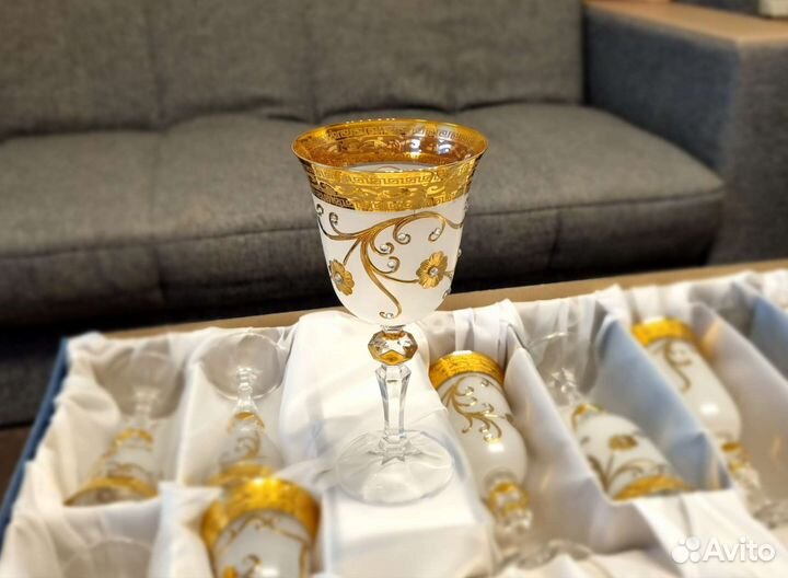 Набор бокалов чехия новый