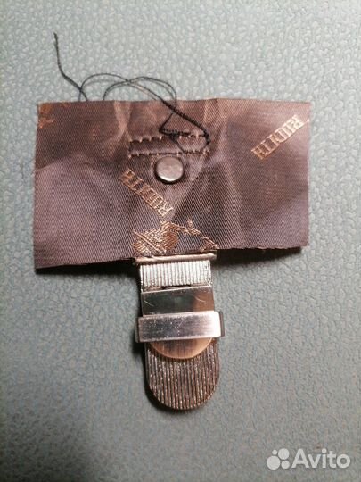 Фурнитура: пряжки, карабины от