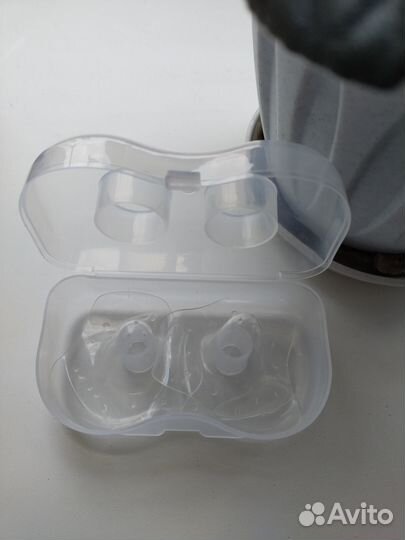 Накладки на грудь medela