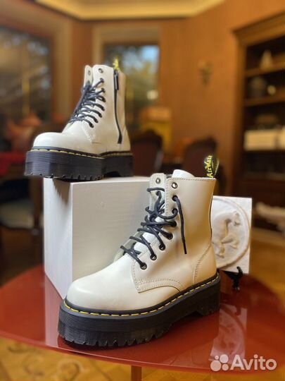 Dr. martens белые, женские, 36 разм, оригинал