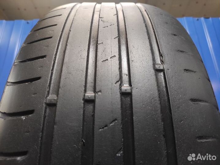 Kumho Ecsta HS51 225/55 R17