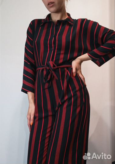 Комбинезон в полоску женский