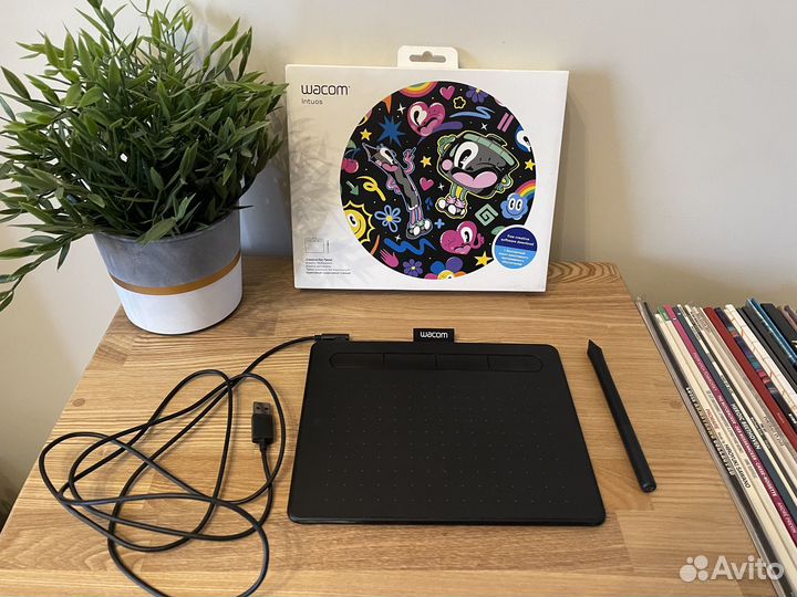Графический планшет Wacom Intuos S