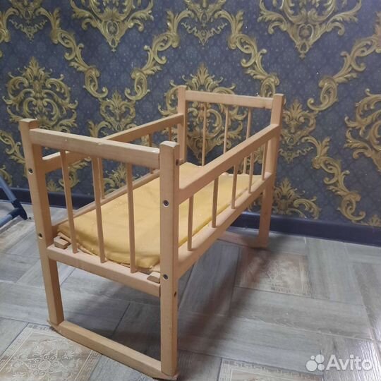 Кукольная кроватка