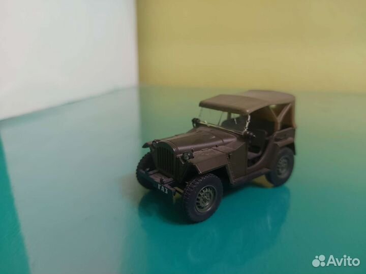 Автолегенды СССР 1:43 Газ Зис Москвич