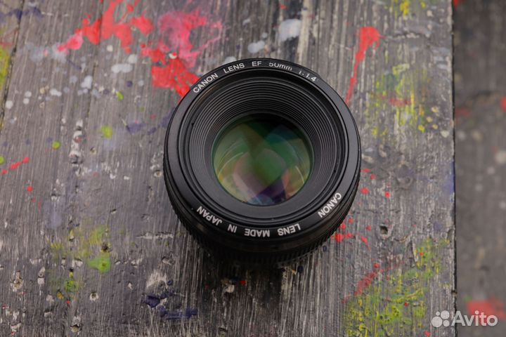 Canon EF 50mm f/1.4 USM