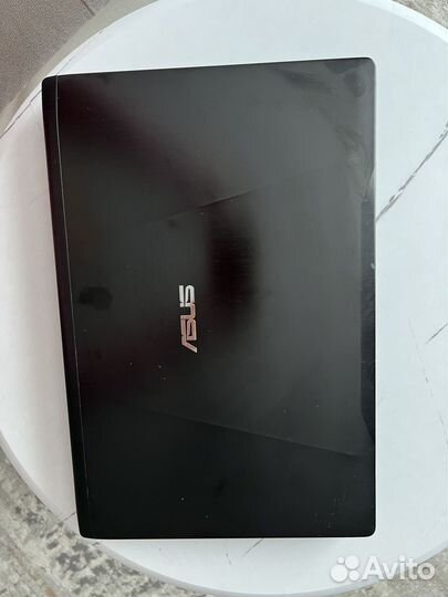 Ноутбук asus