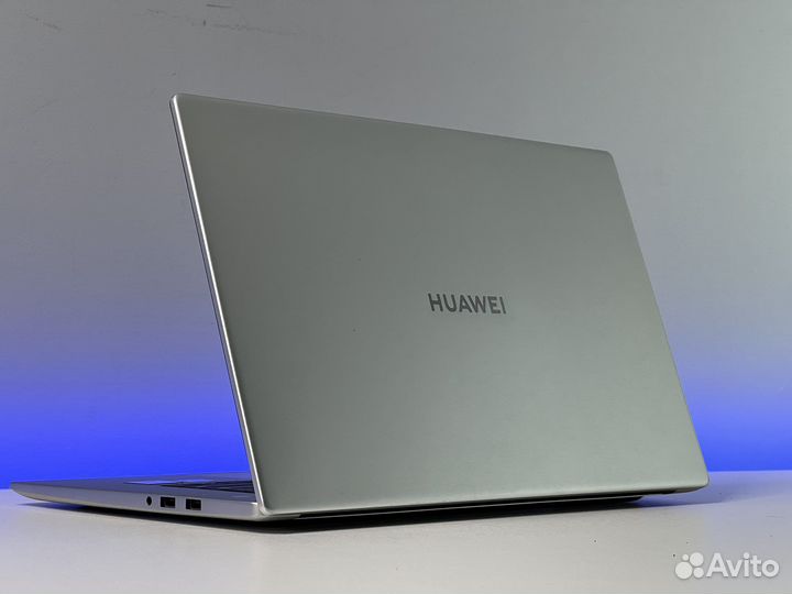 Премиум Huawei IPS 8g озу SSD256g Core i3 10th